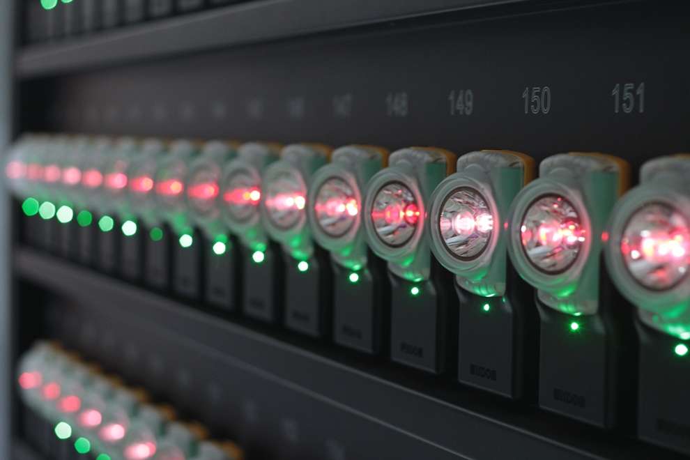 Cargador Múltiple NWCR-120B 3